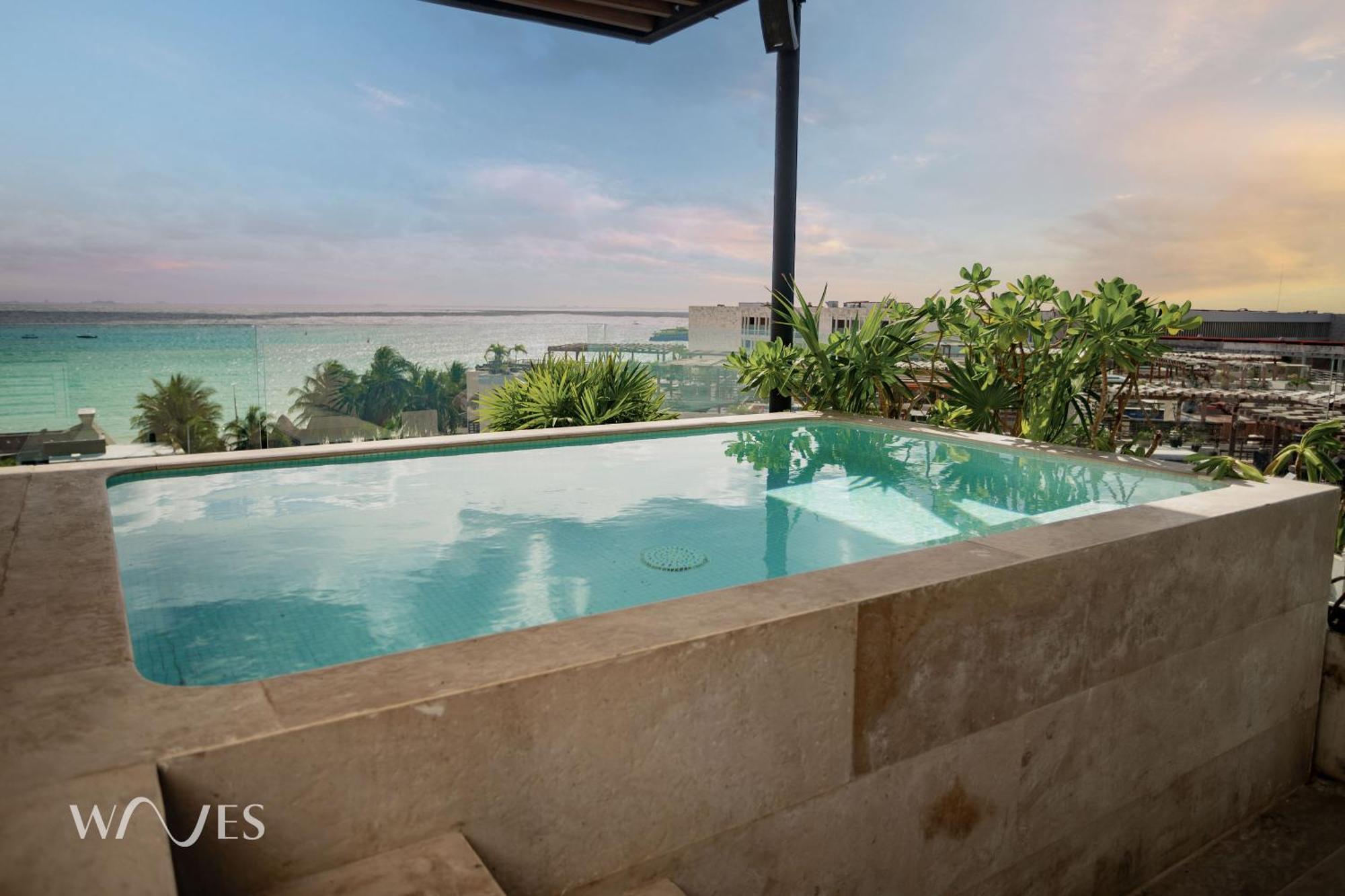 3 Br. Ocean Front Ph With Stunning Views Apartamento Playa del Carmen