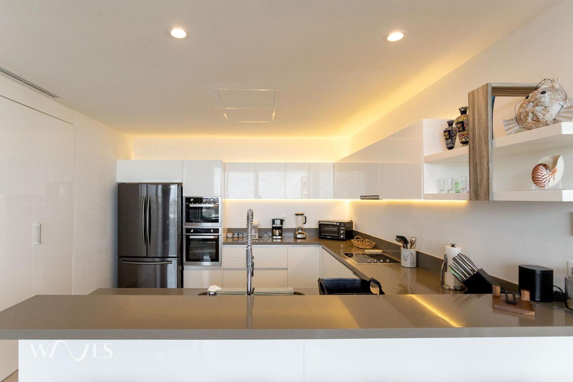 3 Br. Ocean Front Ph With Stunning Views Apartamento